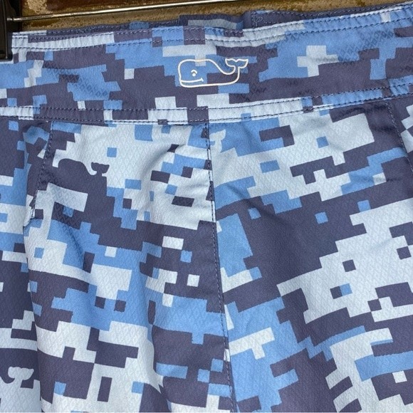 Vineyard Vines Men’s Digi Camo Whale Board Shorts Blue Size 30 - Picture 8 of 10